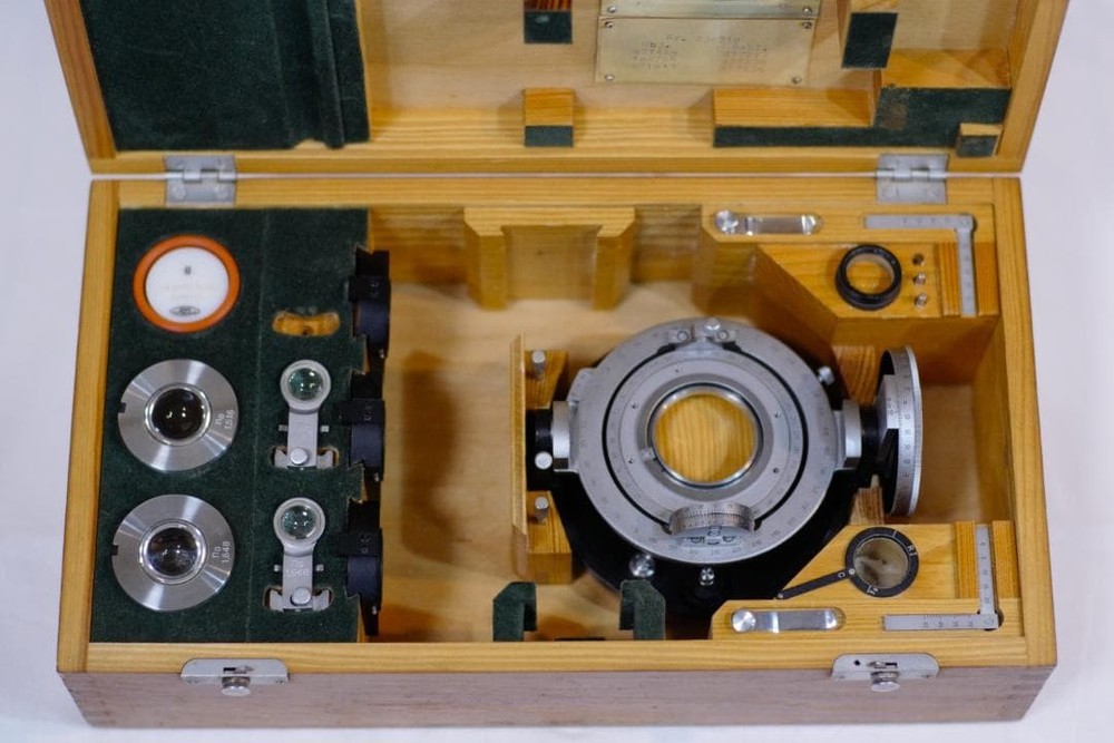 Carl Zeiss Universal Rotating Stage 4 Axis Polarizing Microscope