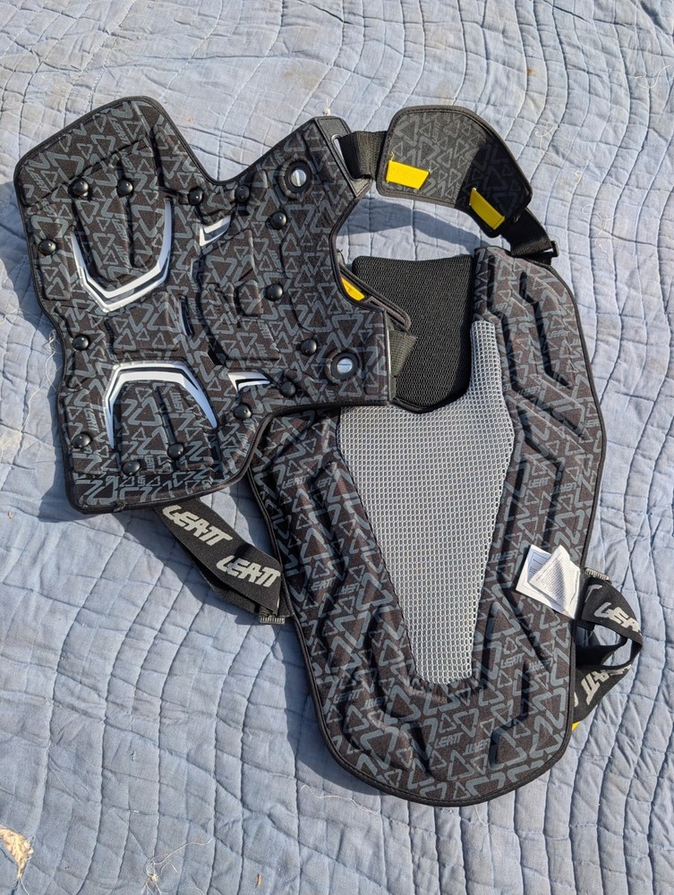 Leatt Chest And Back Protector Large/XL White