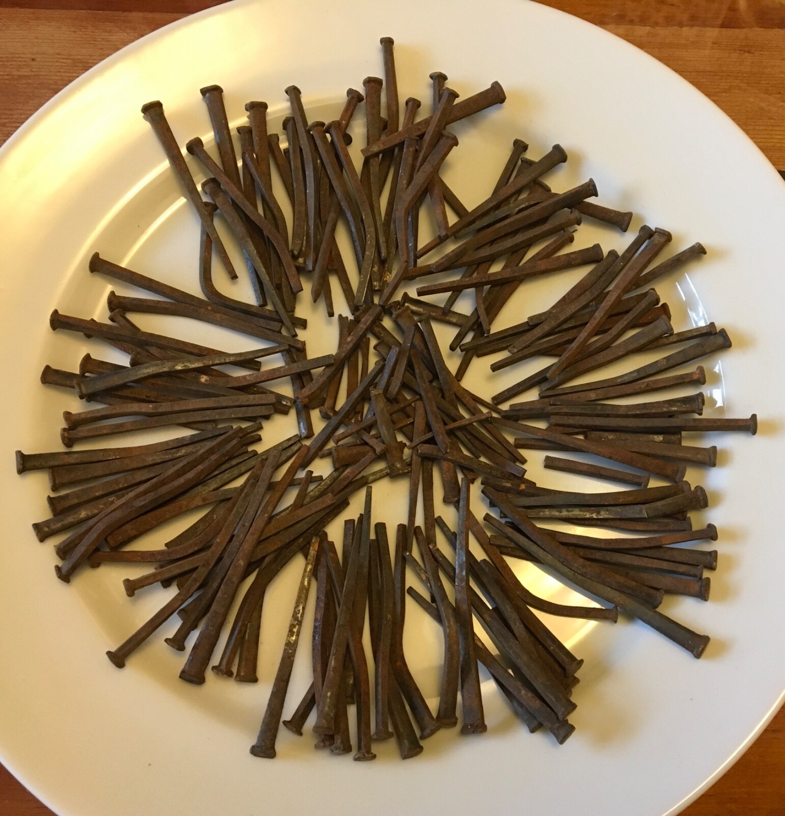 120+ OLD HAND CUT SQUARE HEAD 2 1/2” NAILS, RUSTY 1800’S 1900’S No25