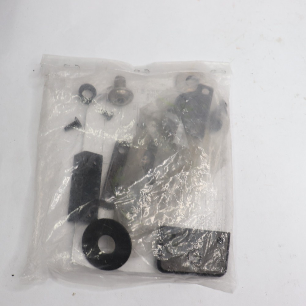 Young Windows Right Hand Locking Handle Kit 95328