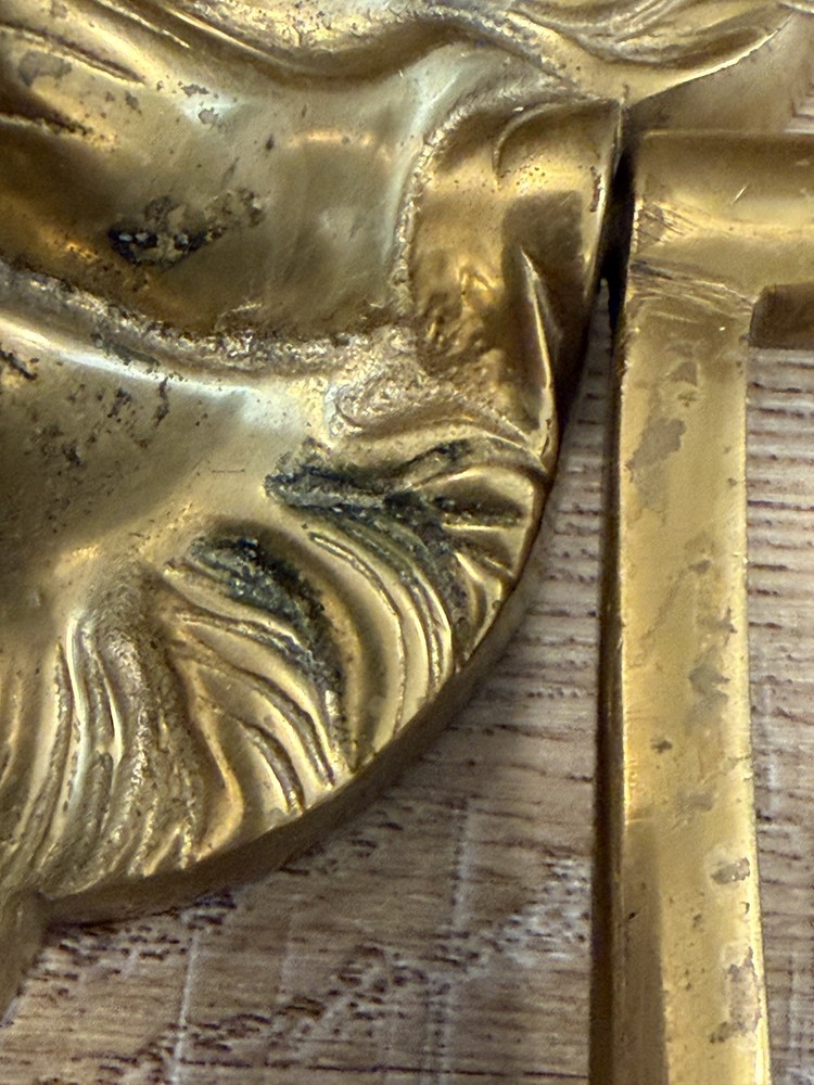 VINTAGE SOLID BRASS LIONS HEAD DOOR KNOCKER