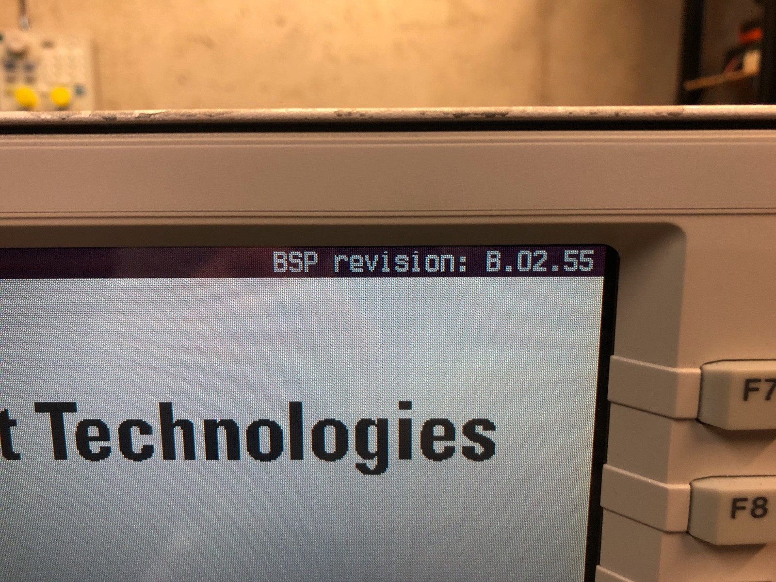 Agilent 8960 Series 10 E5515C Wireless Communications Test Set, Powers up