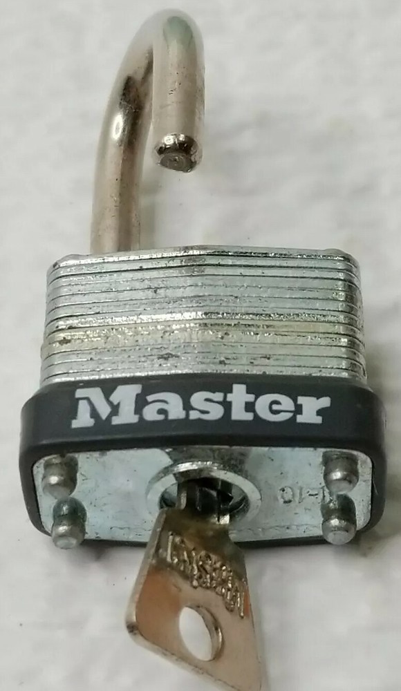 Masterlock #10 Lock & Key L27