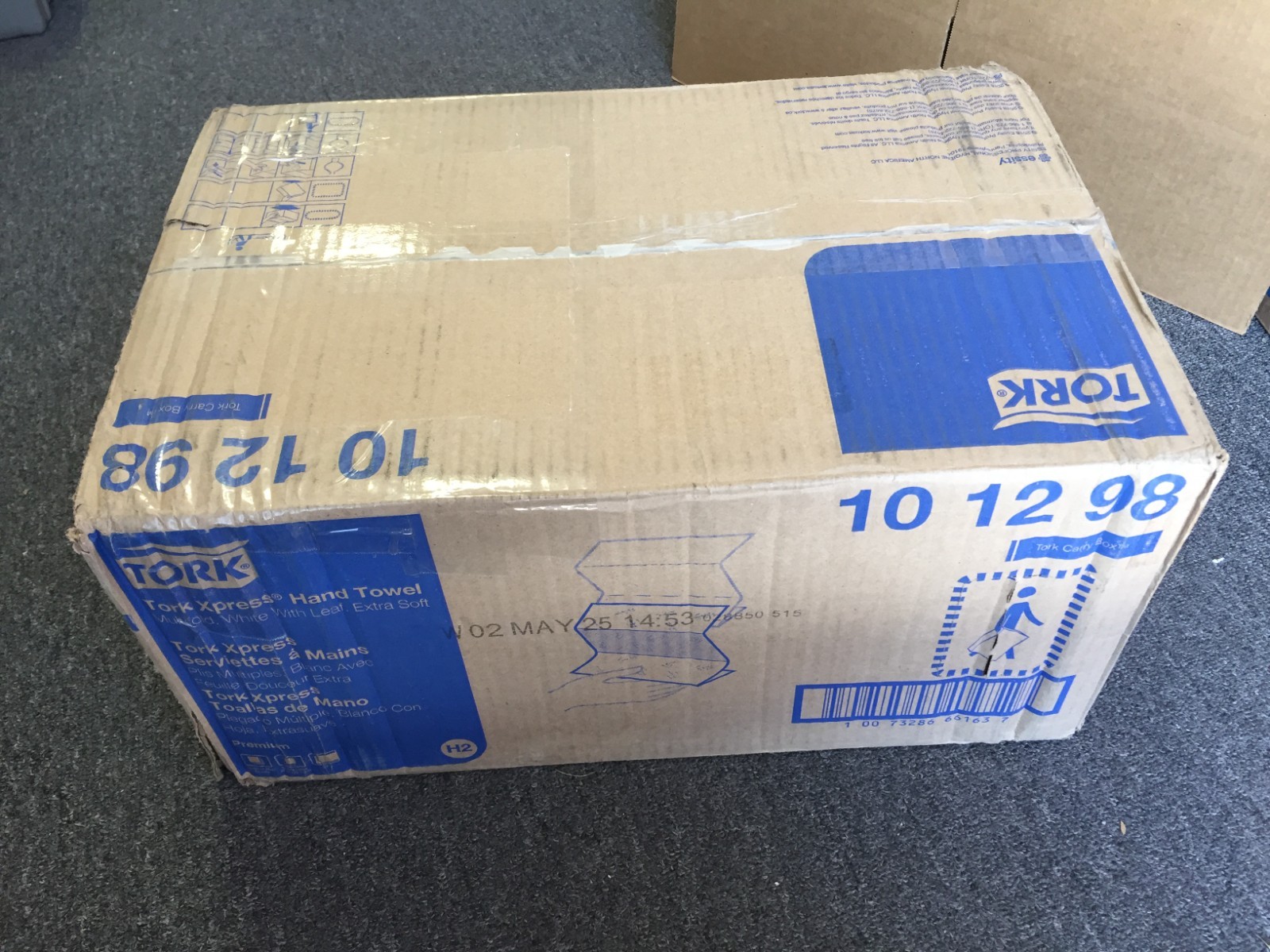 Tork 101298 2-Ply Xpress Extra Soft Multifold Towel White H2 (16/Carton)