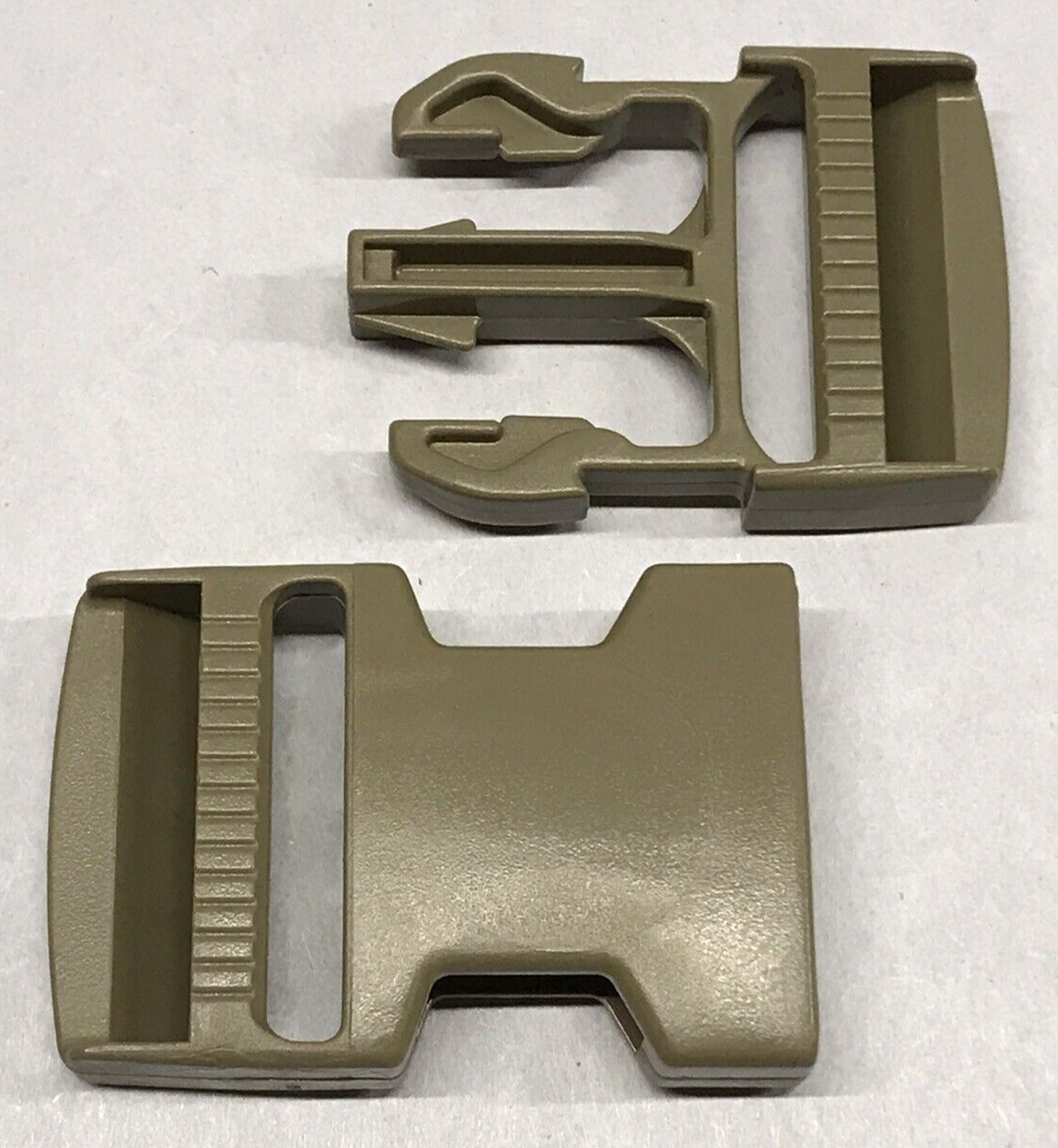 ITW NEXUS Coyote FASTEX Buckle ( # SR 1 1/2 ) 3 1/4 " x 1 1/2 " NOS