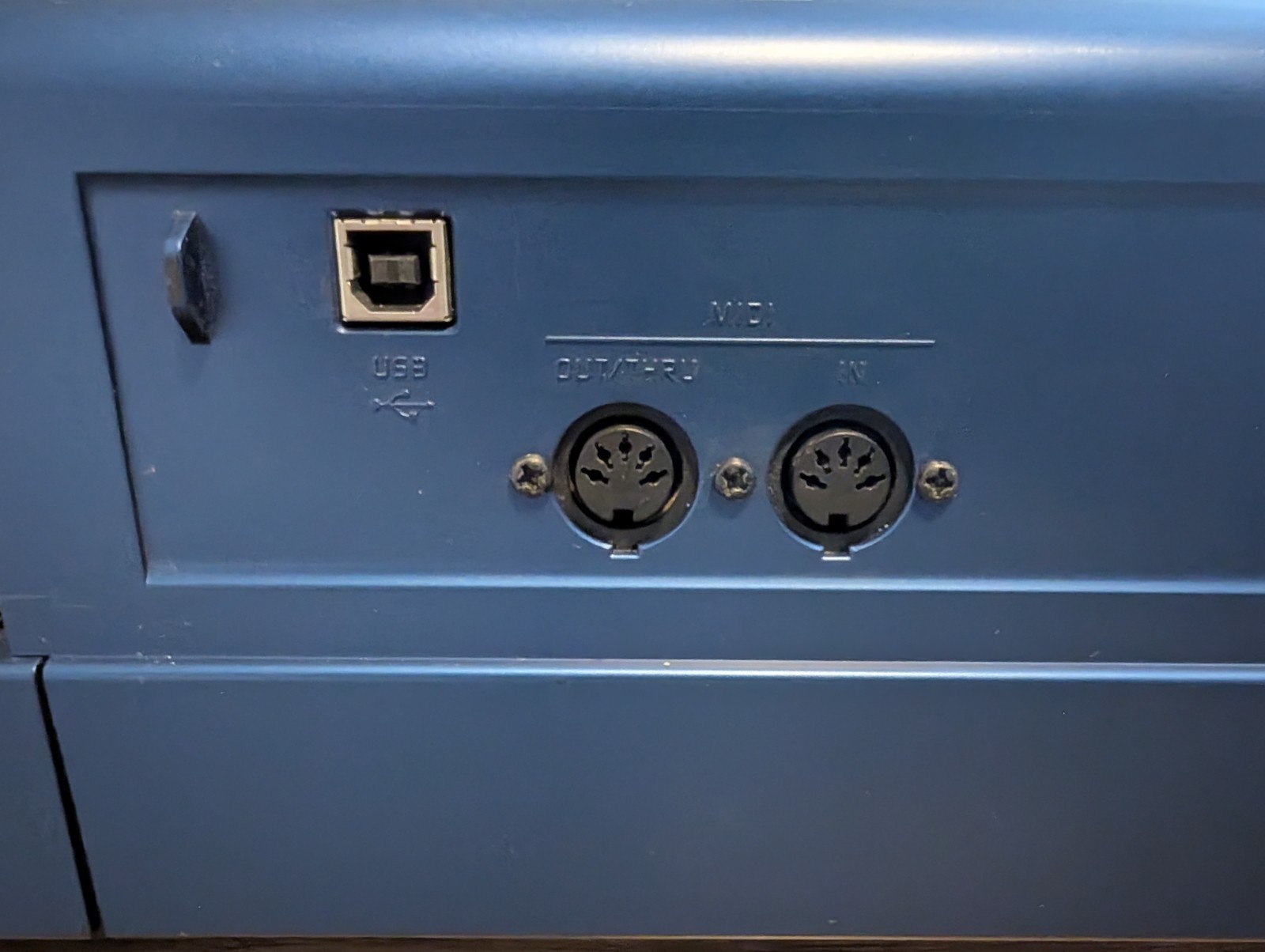 Casio MZ-X500 61-Key Workstation Keyboard, Used, Free Shipping