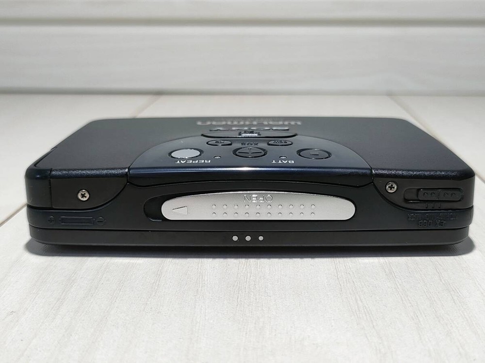 Serviced SONY WM-EX666