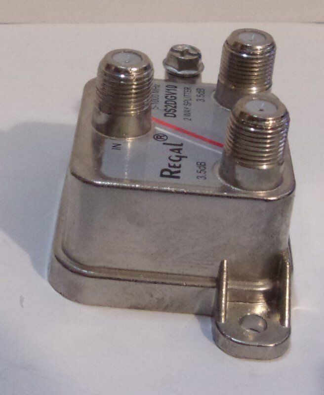 Regal DS2DGV10 2 way vertical port splitter