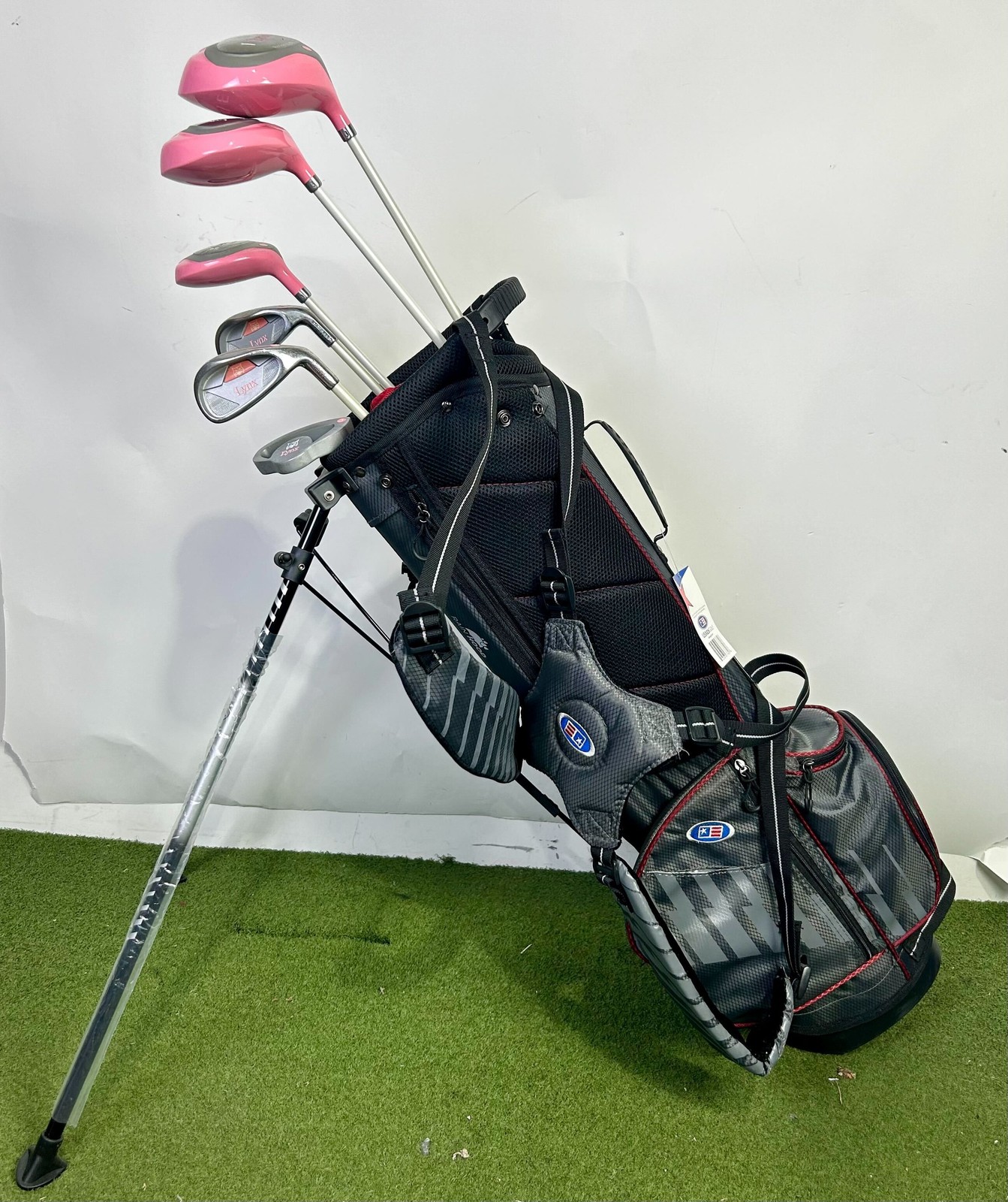 U.S Kids Golf Bag - Includes Right-Handed Kids Lynx Women's Golf Set