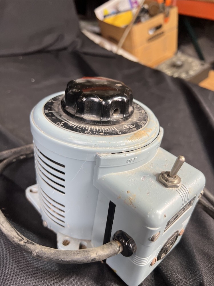 POWERSTAT VARIABLE AUTOTRANSFORMER 3PN116B Untested And In Nice Shape
