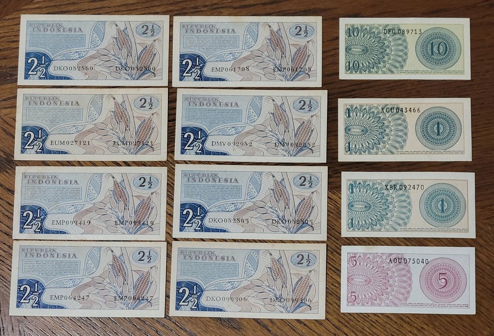 Vintage Banknote lot from Indonesia.