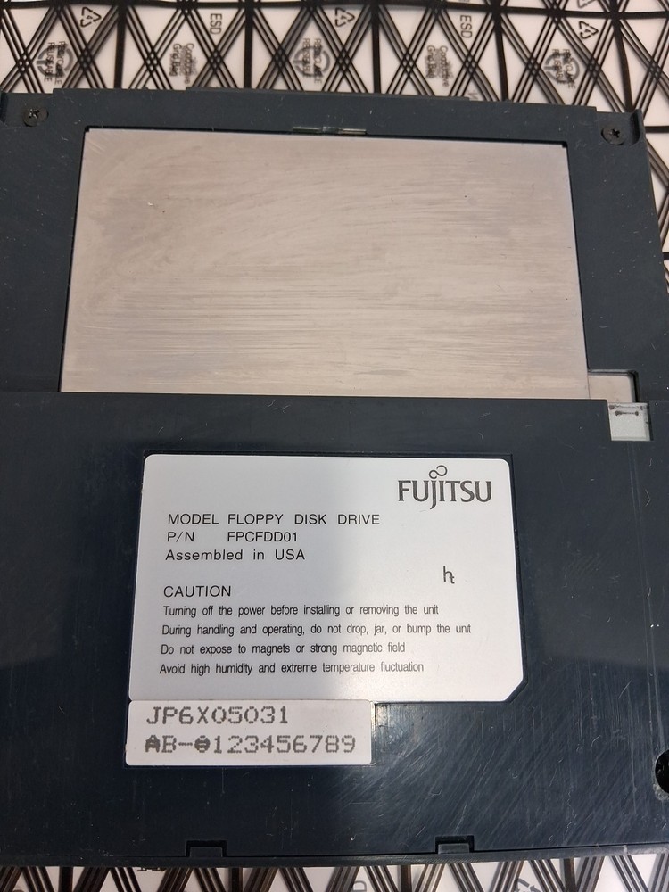 Fujitsu Internal Floppy Disk Drive FPCFDD01