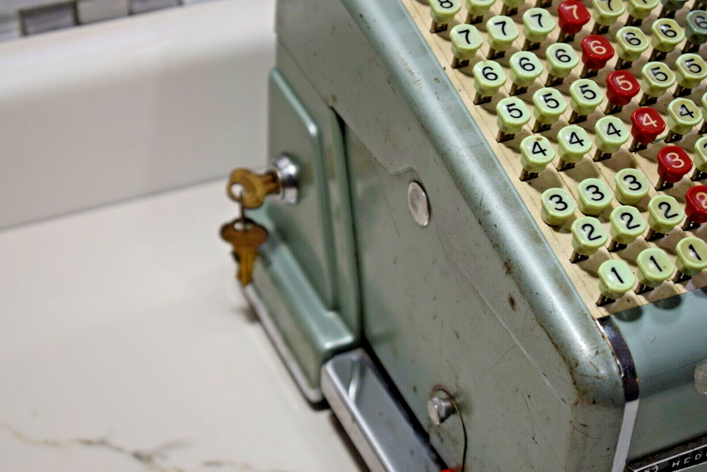 Vintage F & E Check Protector