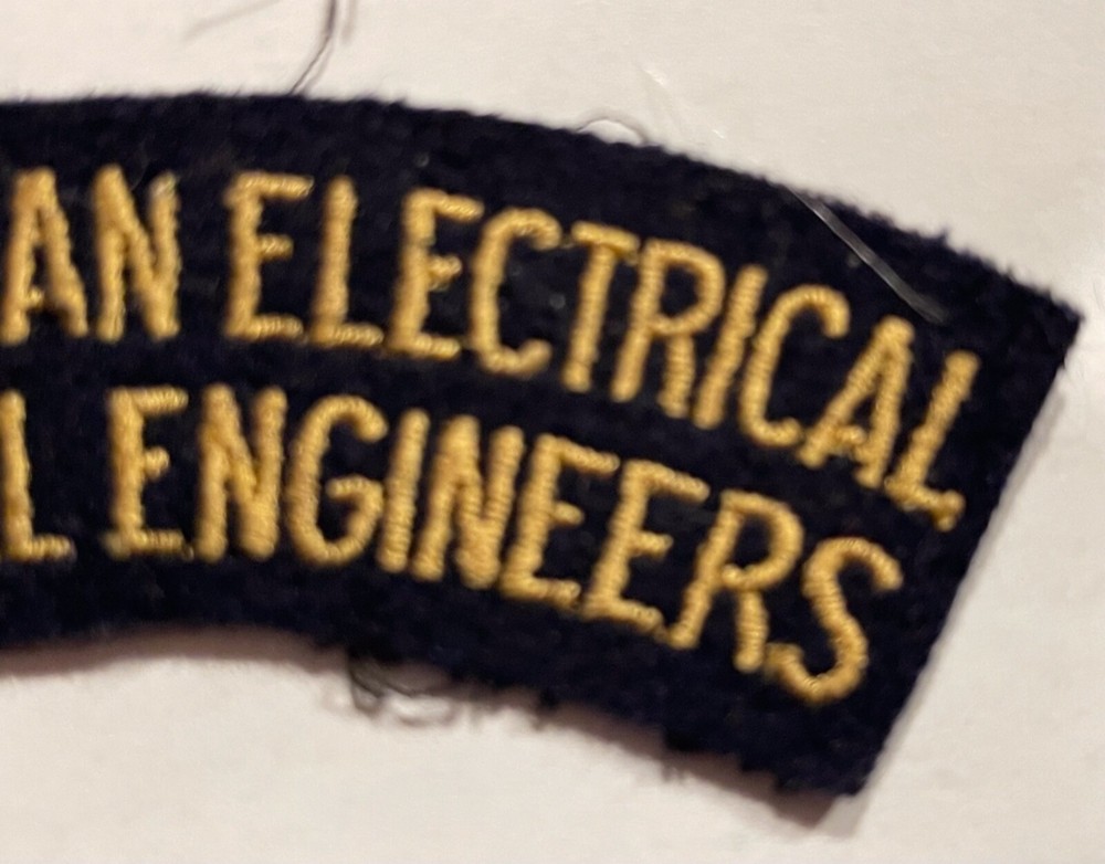 RARE ORIGINAL WW2 ROYAL CANADIAN ARMY ELECTRICAL ENGINEERS PATCH FLASH ARC