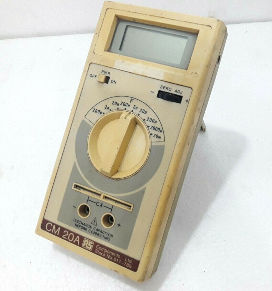 RS DIGITAL CAPACITANCE METER MODEL CM20A