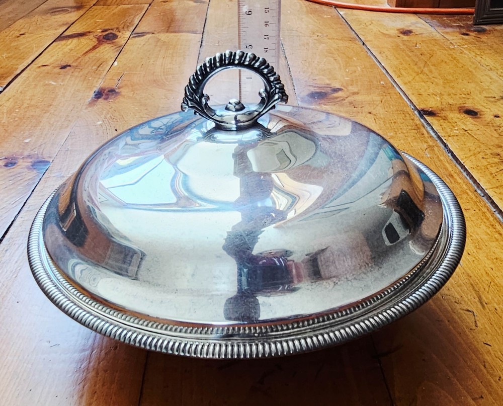 Wm Rogers 4262 Silverplate Serving Dish w Lid + 1-1/2 qt Pyrex Glass Bowl Vintag