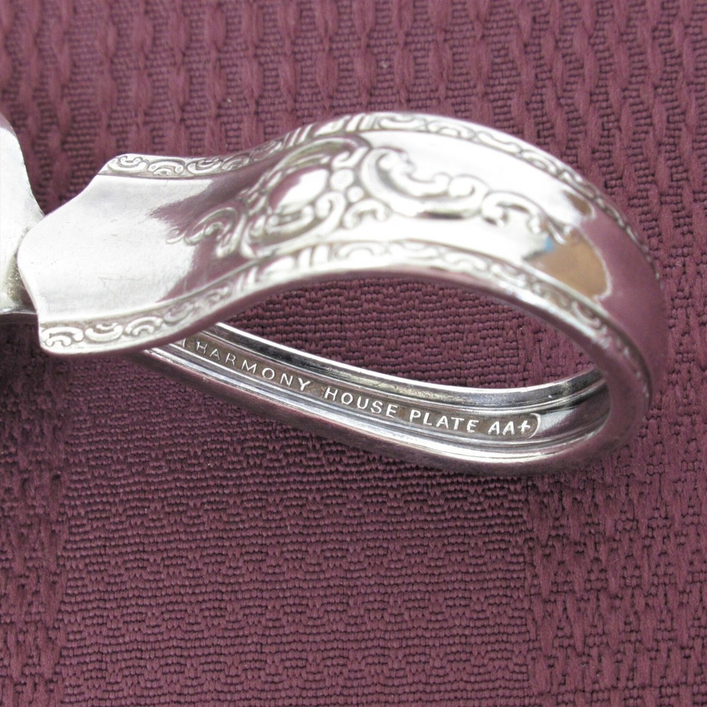 Harmony House Maytime curved handle baby spoon silverplate flatware