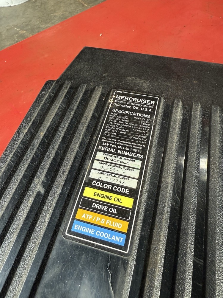 Mercruiser 5.7 EFI engine cover