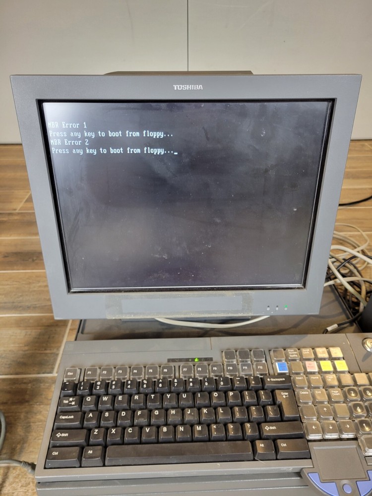 Toshiba 4852-570 Complete POS System w Barcode Scanner, Printer, Terminal Reader