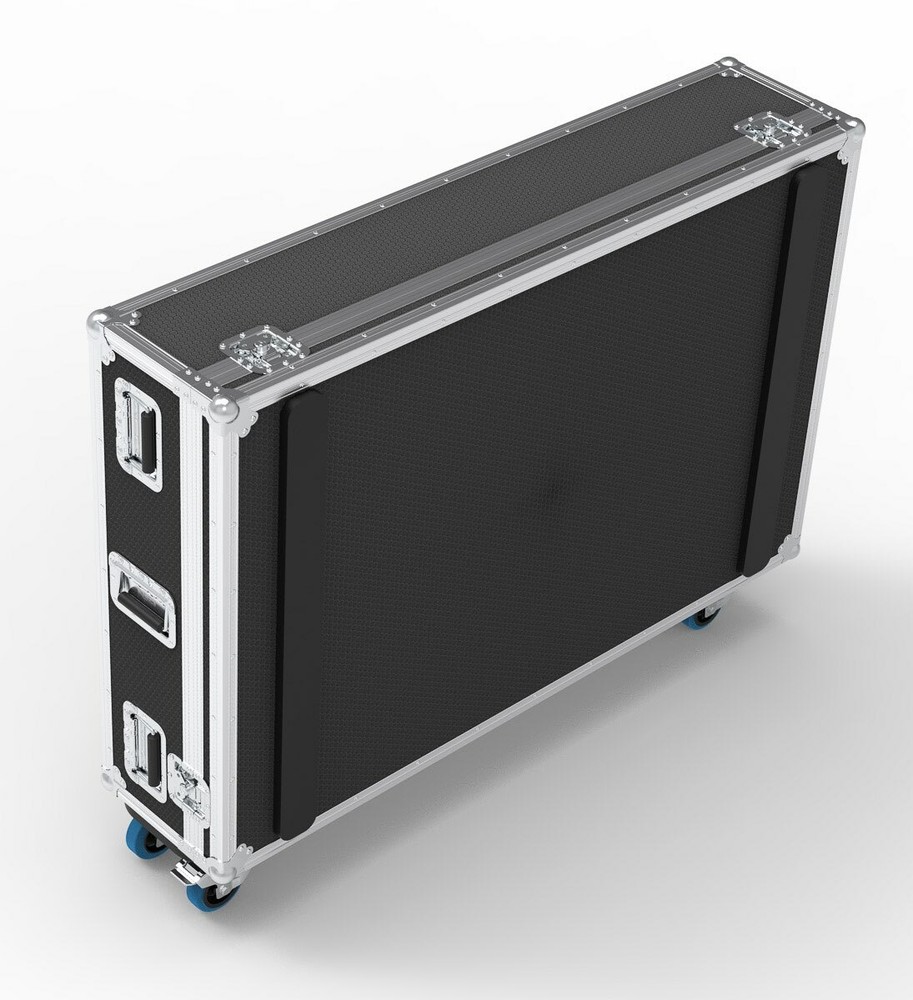 Soundcraft GB4 32Ch Mixer Flight Case