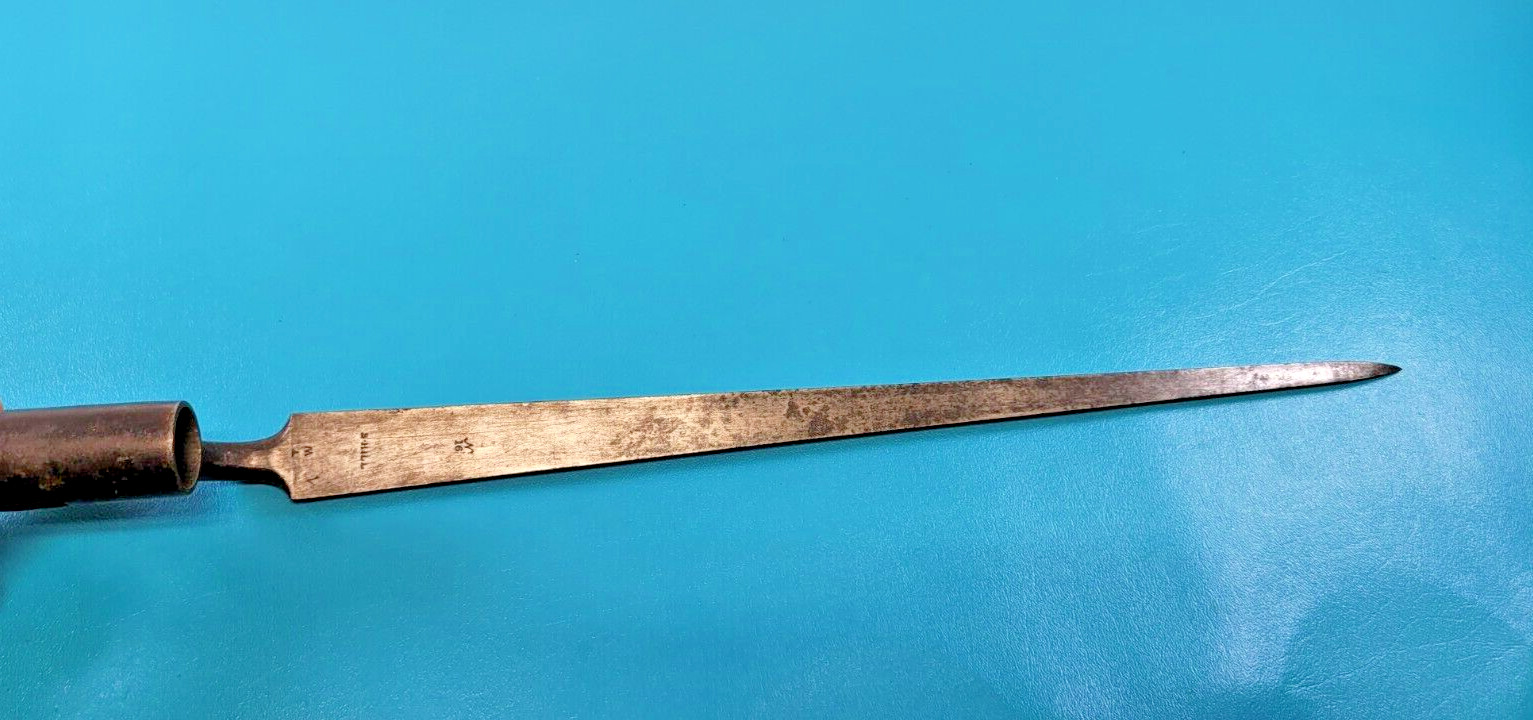 English Pattern 1839 Socket Bayonet Stephen Hill Maker N16 Brown Bess TR989