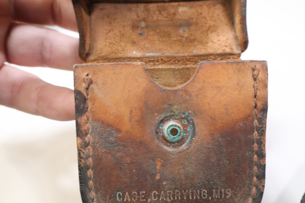 charvoz compass In M19 Carring Case w/ Broken Snap