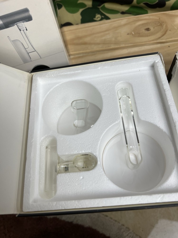 Apple iSight webcam with original box M9330LL/C Used Working Condition
