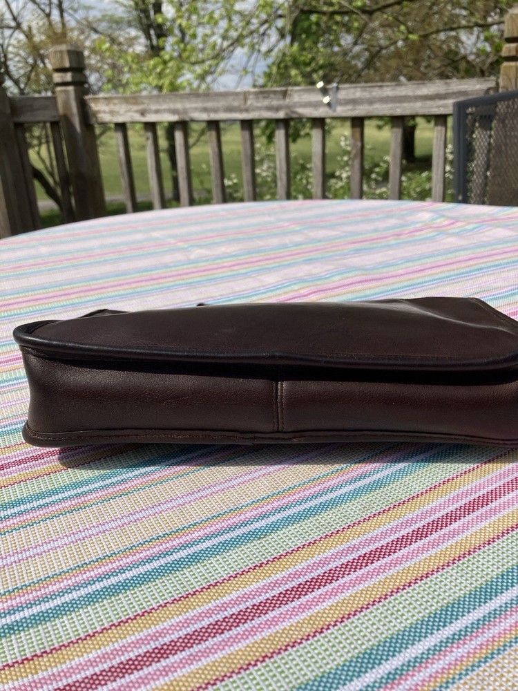 Coach Basic Bag/Clutch Brown Leather, MISSING Crossbody Strap