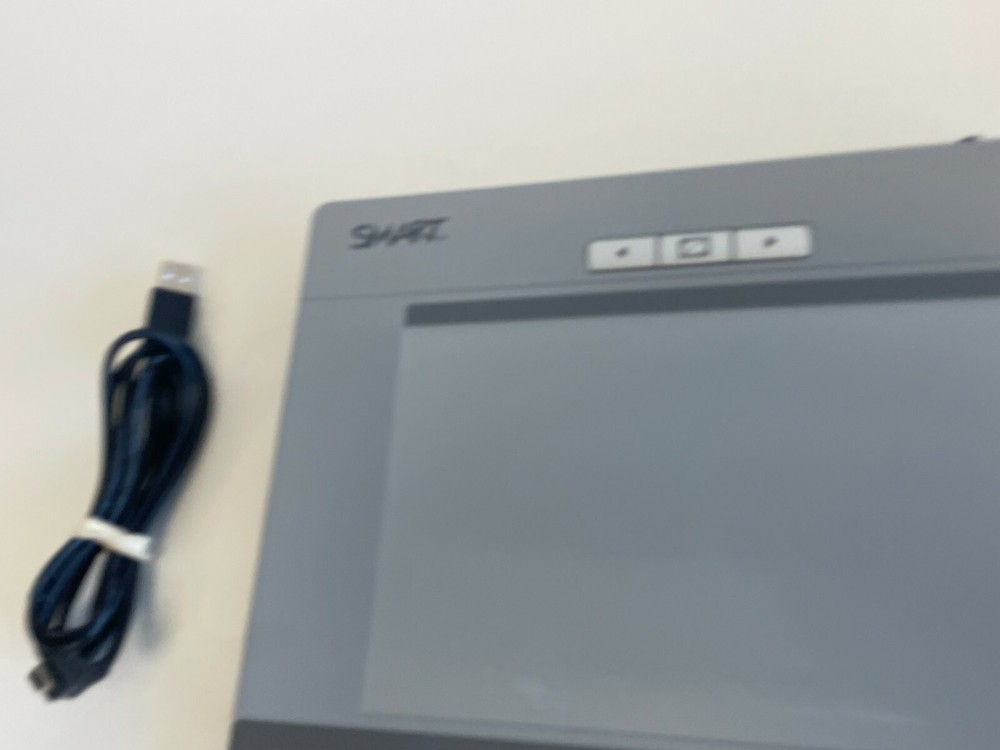 AA4: Smart Technologies SMART Slate WS200 Wireless Slate