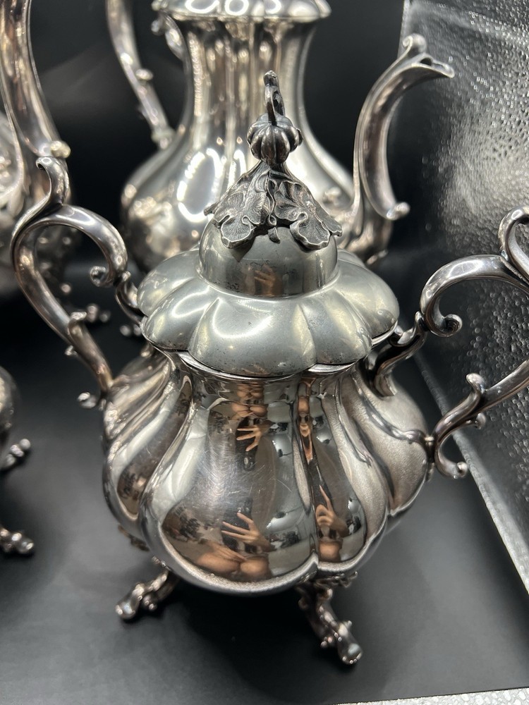 Vintage Reed & Barton Winthrop Silver plate 4 Piece Tea set Excellent Condition