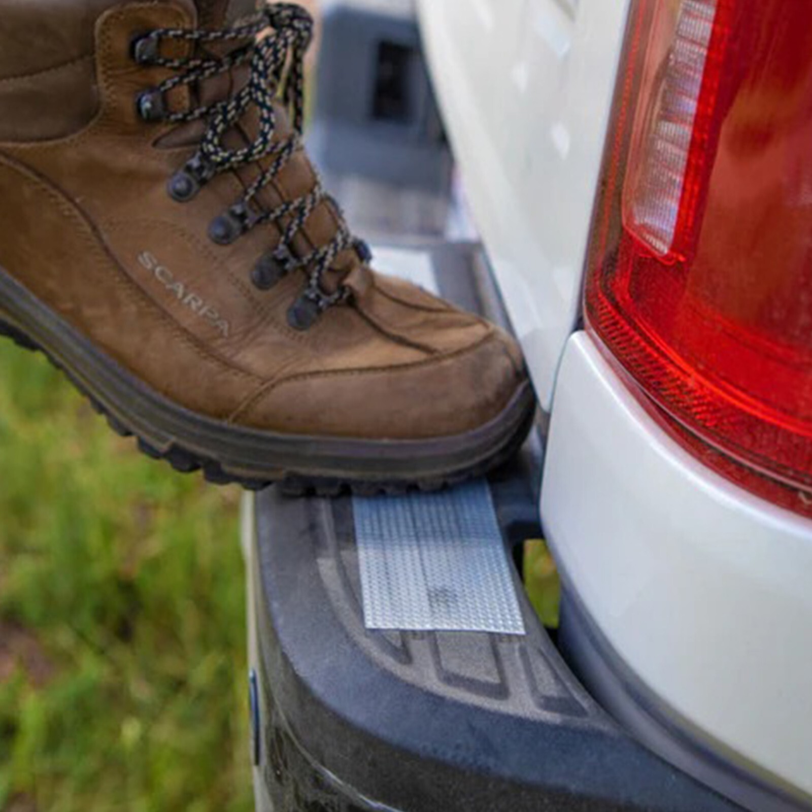 Cat Tongue Glow Grip Tape Non-Abrasive Durable Anti-Slip Tape Glow-in-the-dark