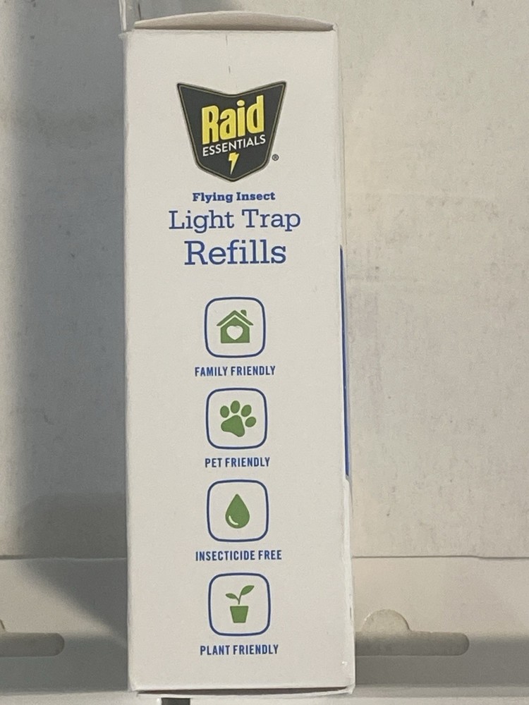 Essentials Flying Insect Light Trap Refills, 16 Light Trap Refill Cartridges