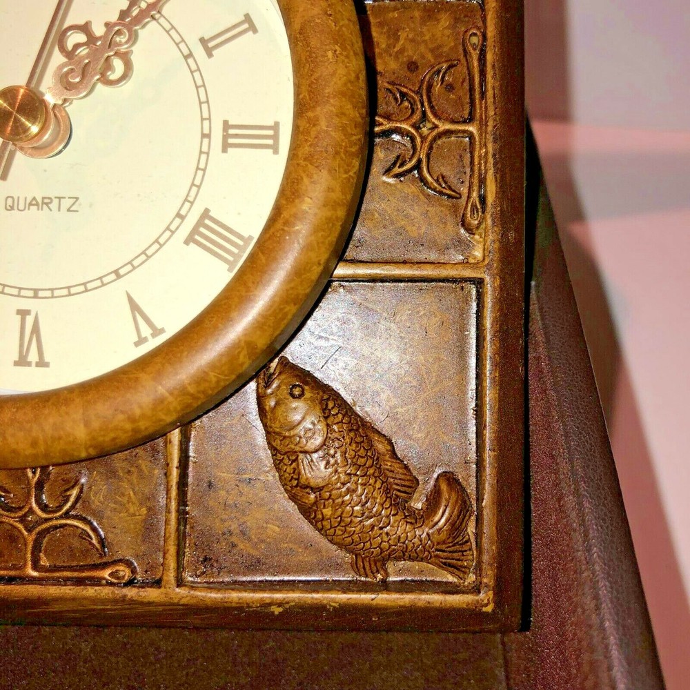 Desk Clock Quartz Fish Design In Storage Box