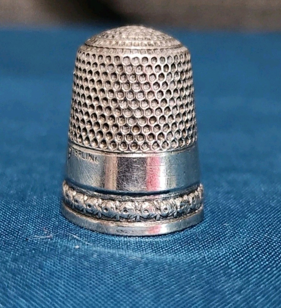 Antique Sterling Silver Thimble Size 7 (Unknown Marker Mark)