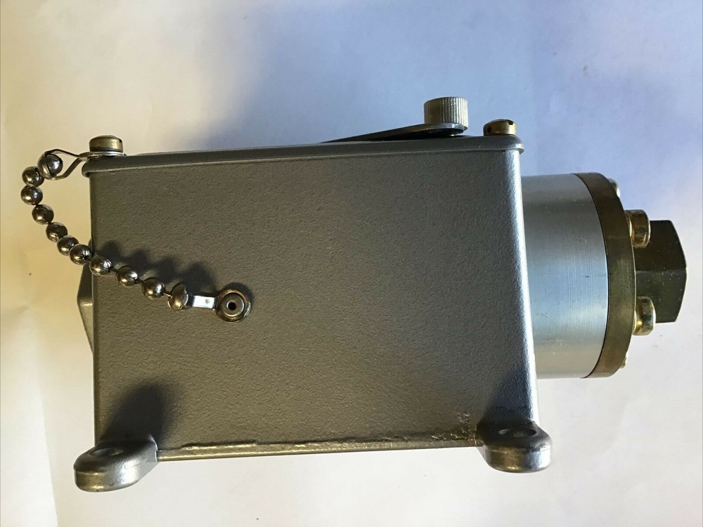 Custom Control Sensor Inc Pressure Switch 604GBW3-328
