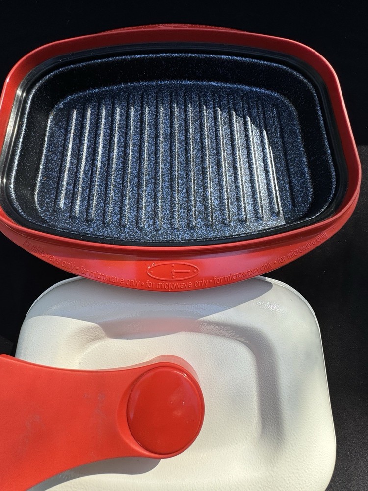 Vtg 1970’s Range Mate Rectangular Nonstick Microwave Grill Pan RangeMate Mint!