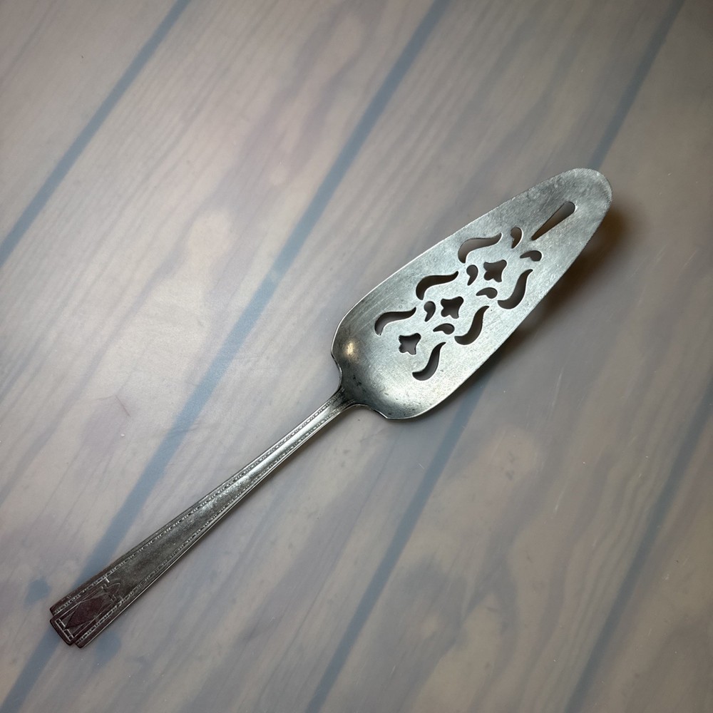 Elegant Silver Cake Server