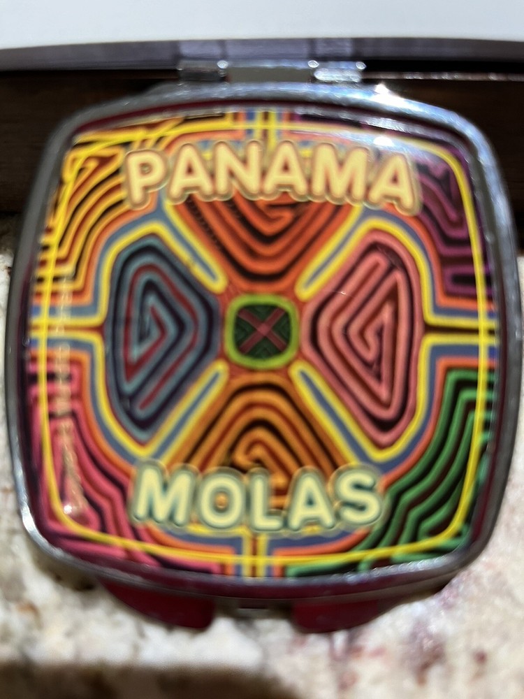 compact mirror Panama Mola