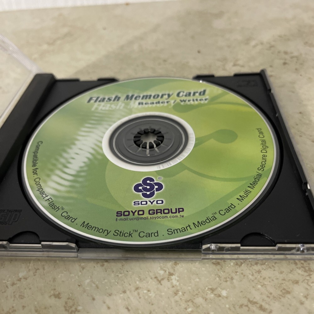 Flash Memory Card Reader/Writer Soyo Group CD