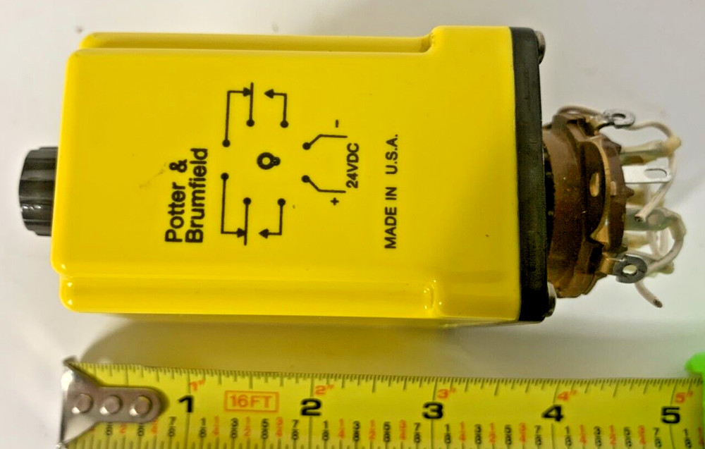 Potter & Brumfield CSL-38-30010 Adjustable DC Voltage Sensor & 8 pin Socket