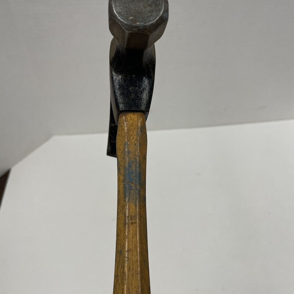 Stanley 101 20oz Wood Handle Claw Hammer