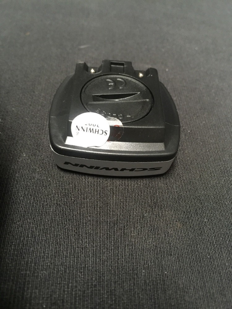 SCHWINN WIRED 12 FUNCTION BIKE CYCLING COMPUTER SPEEDOMETER TRIPMETER ODOMETER