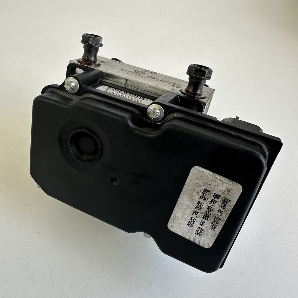 Ducati Multistrada 1200S 2011 ABS Control Brake Pump Solenoid Unit Module