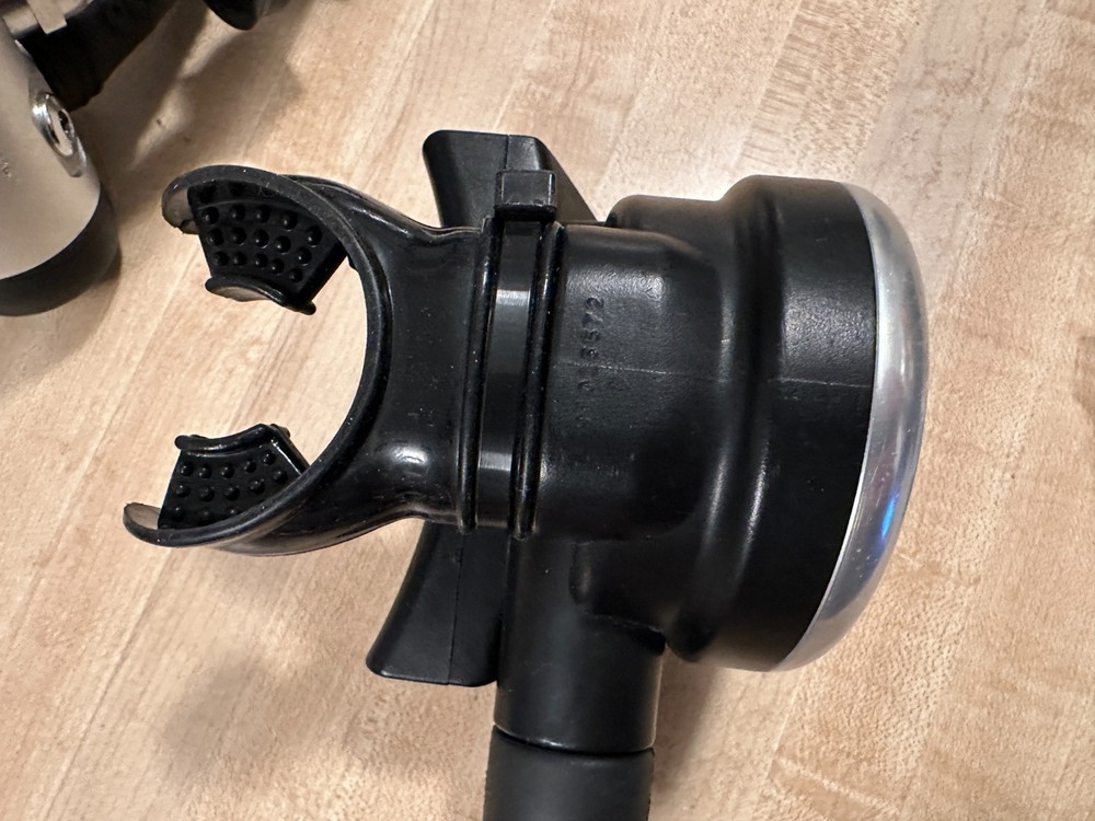 Oceanic Alpha 7 Scuba Regulator