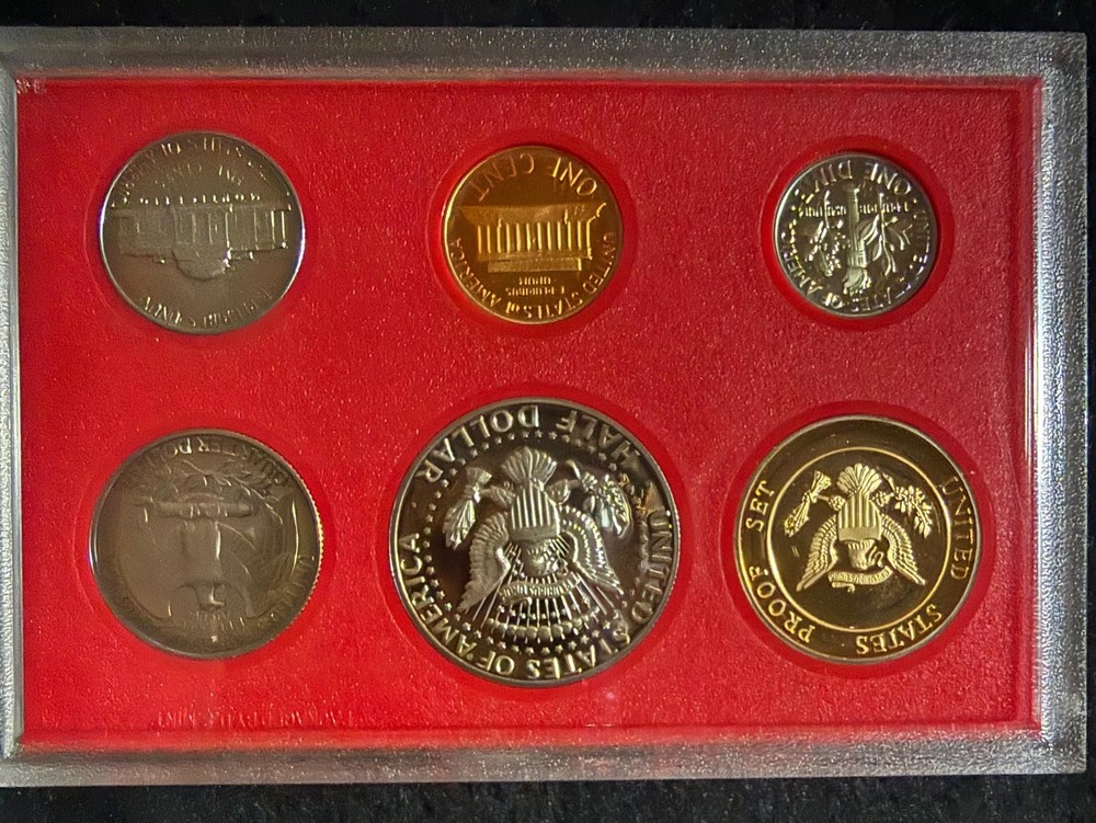 U.S. Mint 1982 Proof Set Uncirculated with Original Packaging