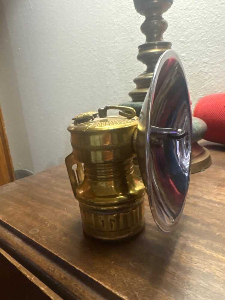 carbide lamp