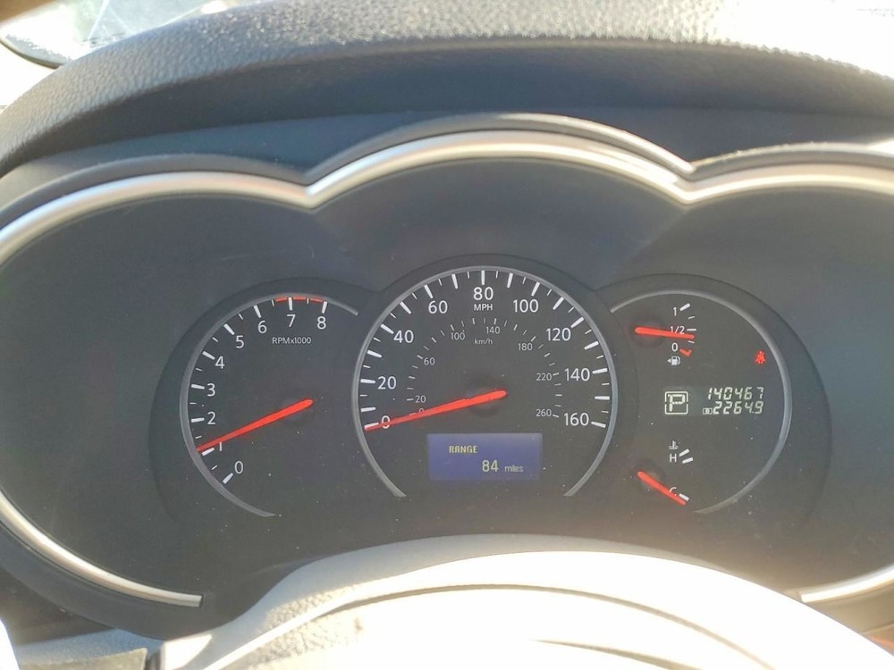 QUEST 2016 Glove Box 5034368