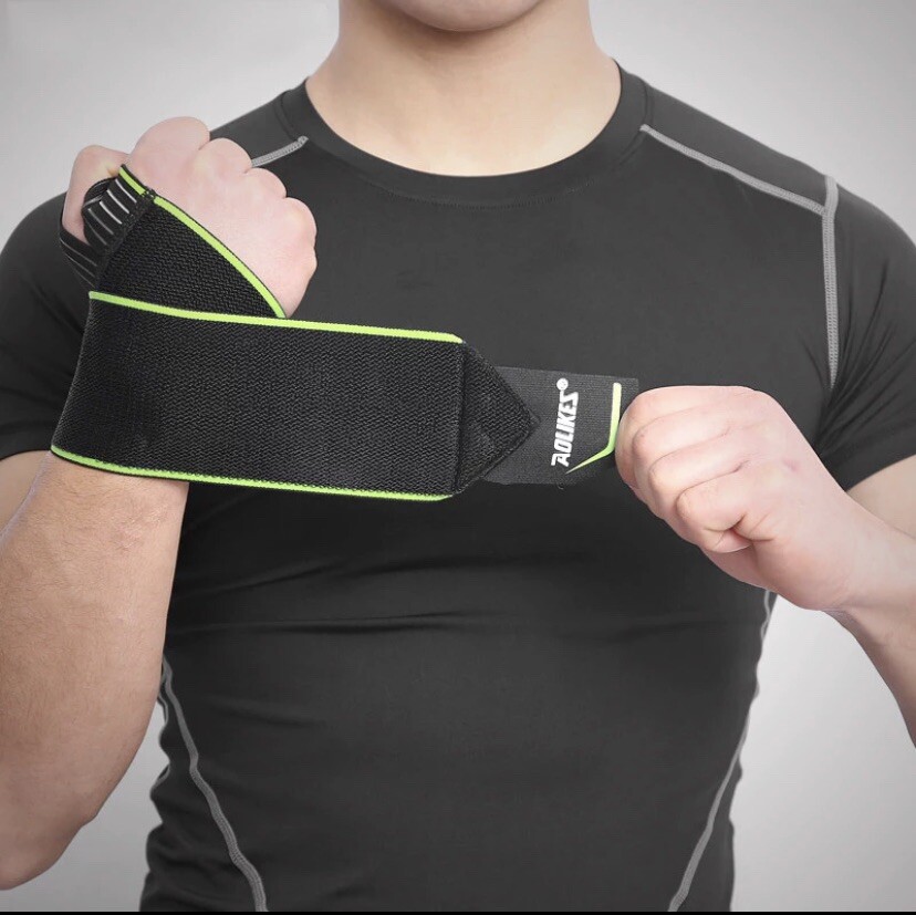 wrist wraps weight lifting
