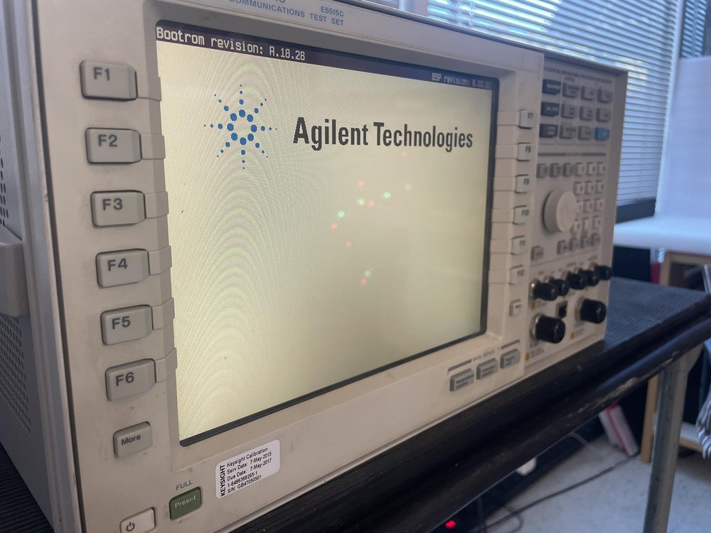 AGILENT 8960 WIRELESS COMMUNICATIONS TEST SET E5515C