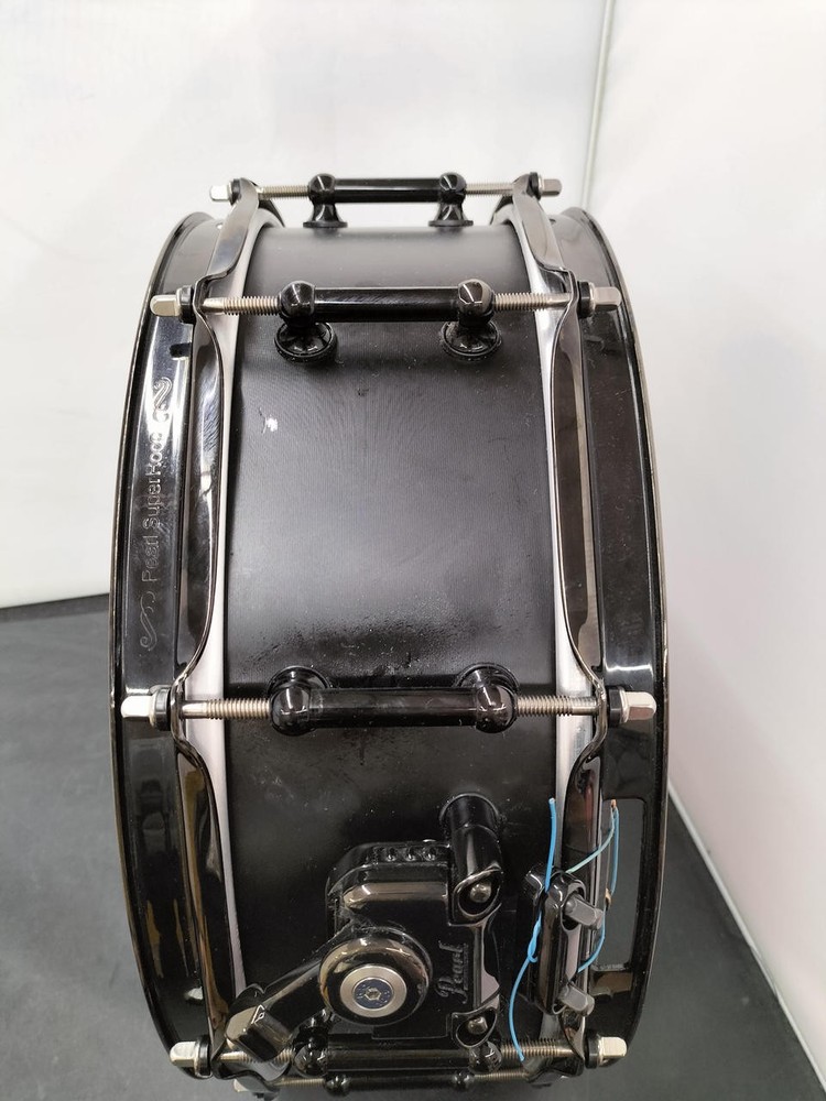 PEARL ULTRA CAST Snare